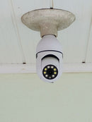 Kit 2 Câmeras De Segurança Lâmpada 360 WiFi IP HD Visão Noturna Sem Fio PTZ - Bivolt